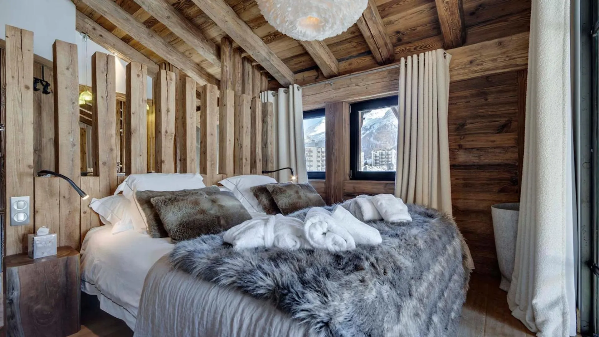 דירה Val-dʼIsère Appartement De Luxe Avec Jacuzzi, Terrasse Et Cheminee - 10 Personnes - Fr-1-567-97 צרפת