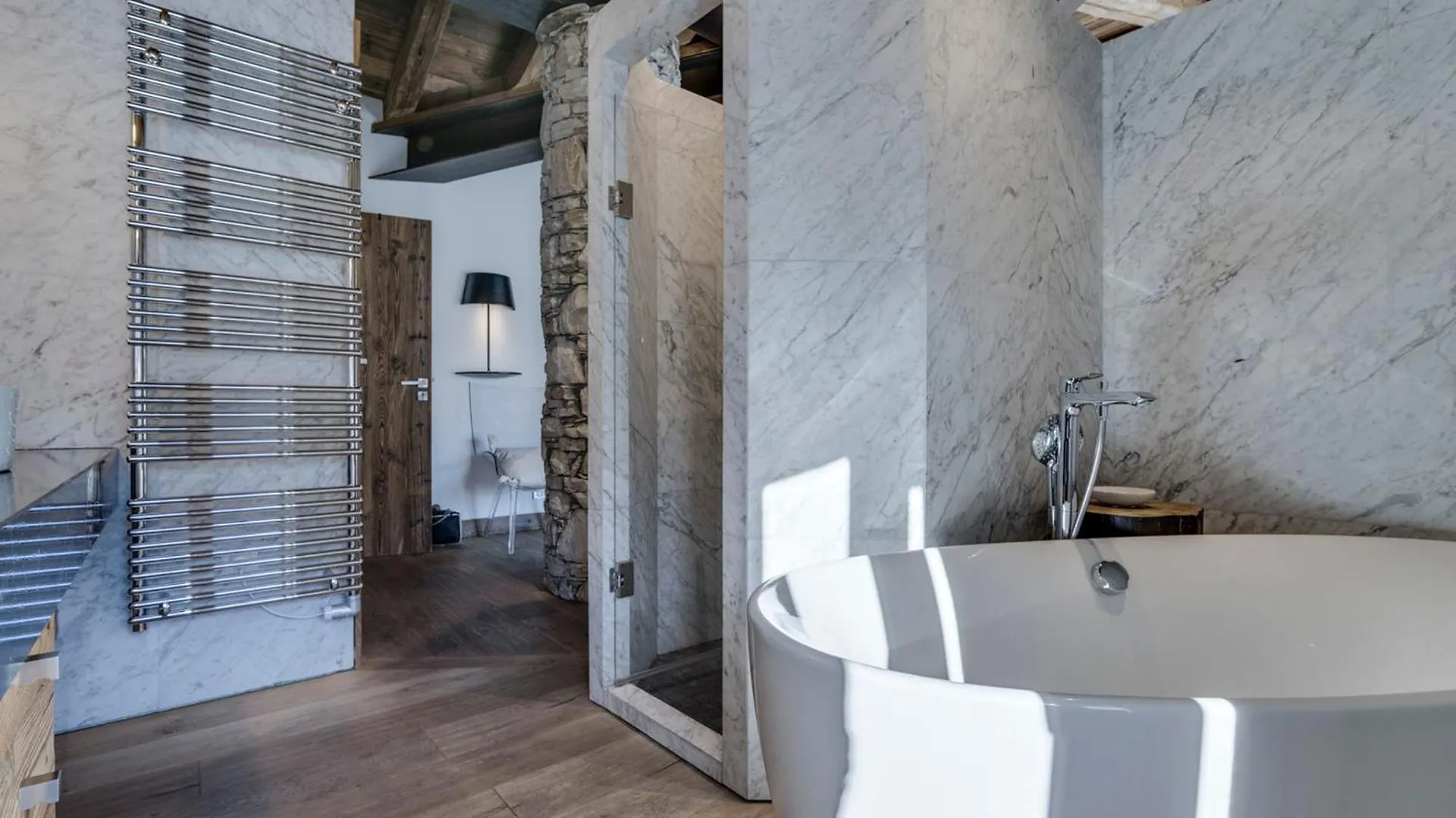 Appartement De Luxe Avec Jacuzzi, Terrasse Et Cheminee - 10 Personnes - Fr-1-567-97 Val-d'Isere 0*,  France